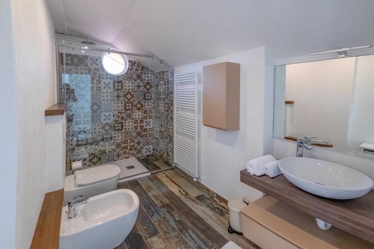 Max Apartment เบลลาโจ ภายนอก รูปภาพ